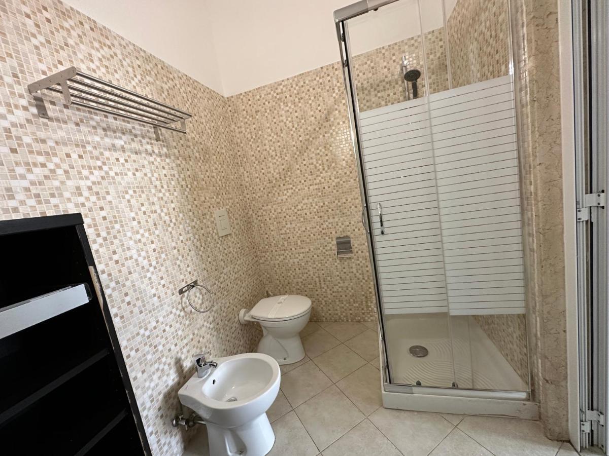 Cconforthotels Appartamento Crispi Bari Exteriér fotografie
